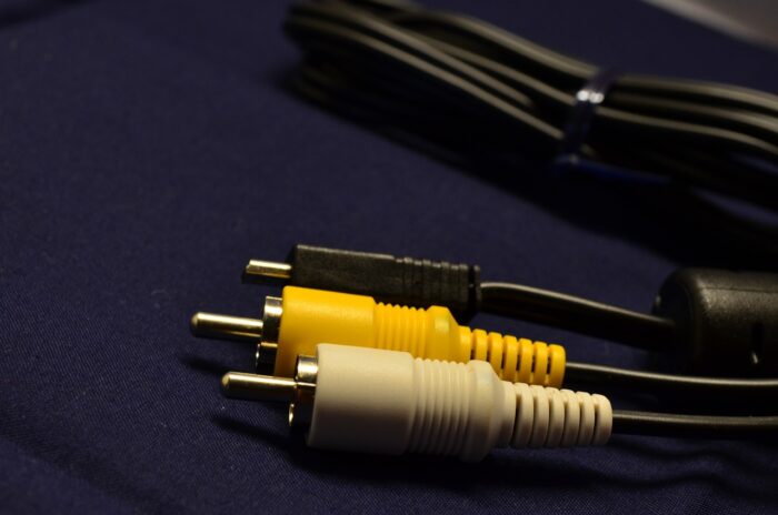 cables, aux, video